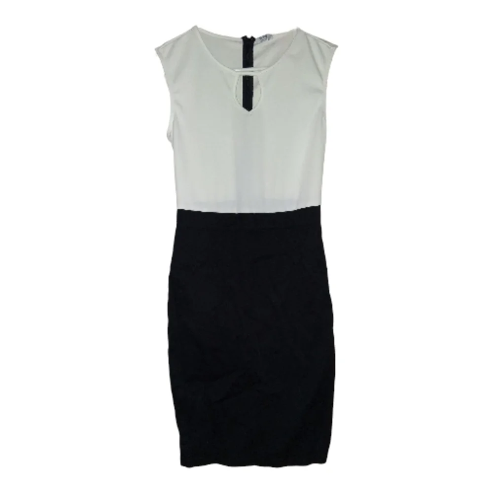 Moncler Black and White Midi Dress sz 4